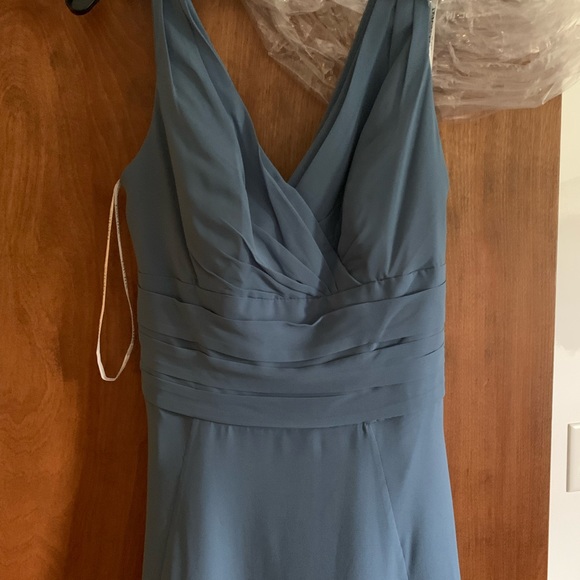 COPY - David’s Bridal Dress - Picture 3 of 4